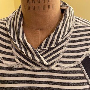 Lululemon Long Sleeve Stripe Shirt with Split Cowl Neck Size 4